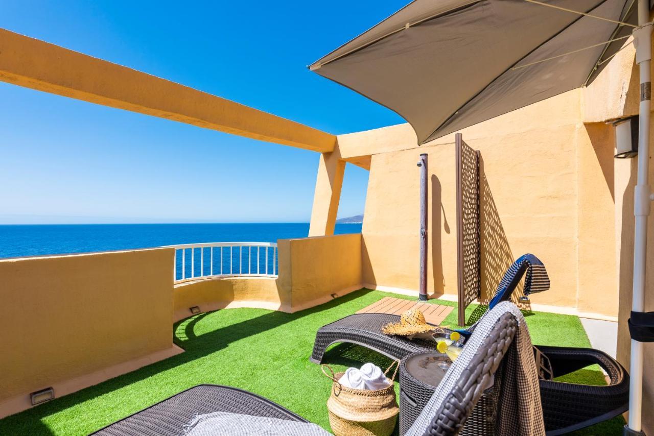 Beachfront Triplex With Swimming Pool & Parking Radazul Exterior photo